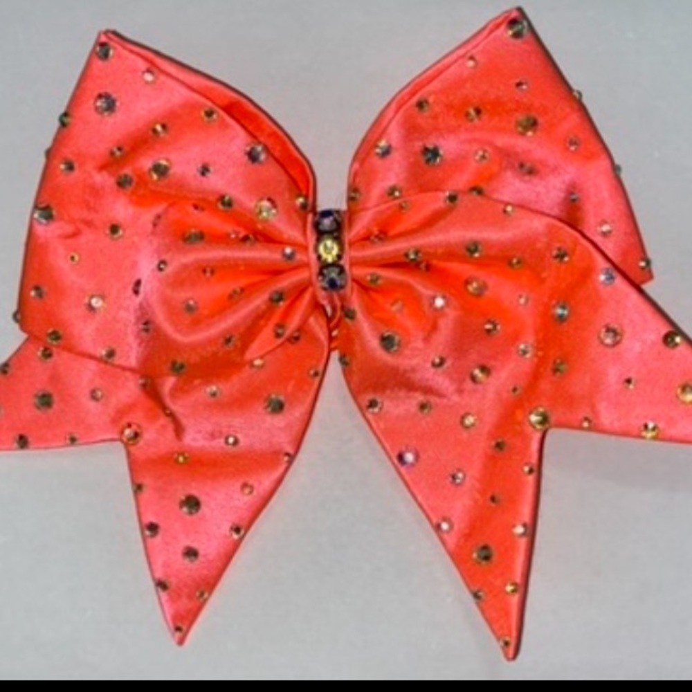 “Talluluha” Bows of London cheer bow